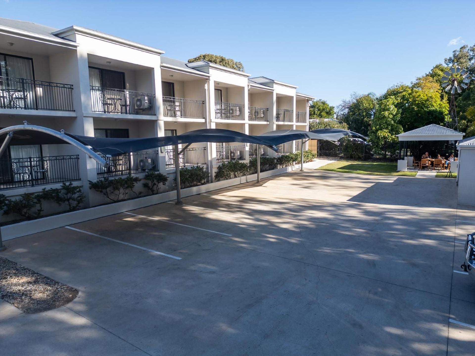 Dalby Fairway Motor Inn Εξωτερικό φωτογραφία